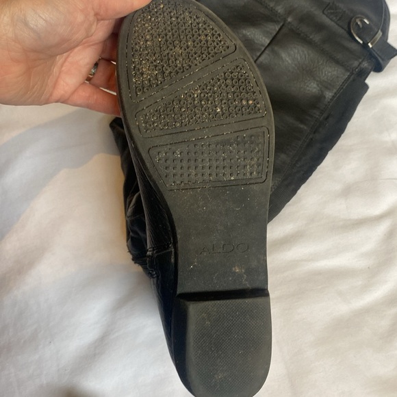 Over the knee boots. - Picture 3 of 3